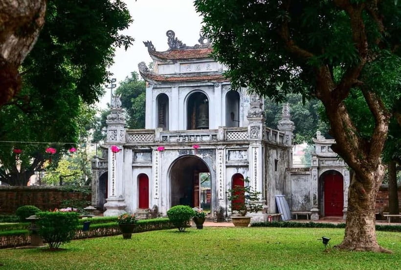 Hanoi Old Quarter Walking Tour Small Group With Guide - A Closer Look at the Itinerary and Highlights