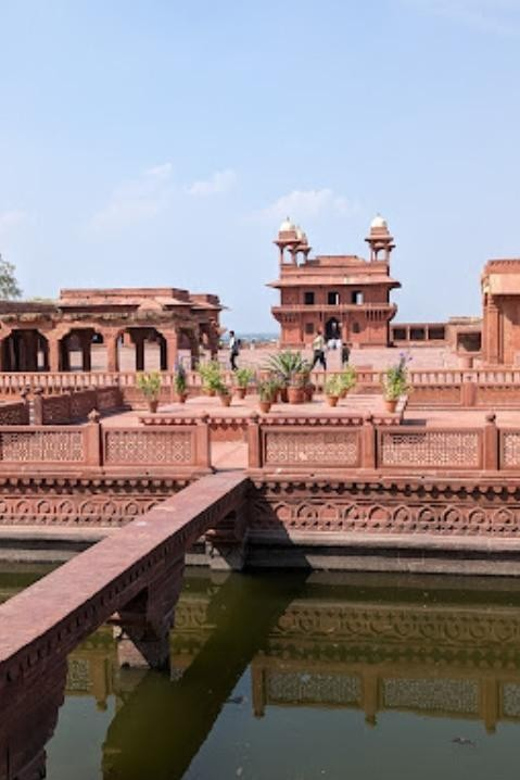 Fatehpur Sikri Private Day Trip with Transfers - Good To Know