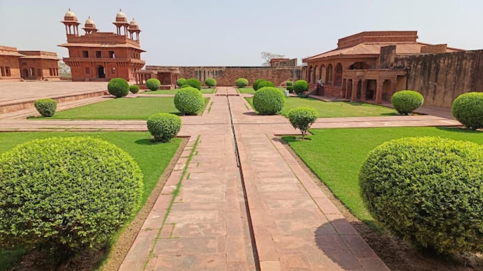 Fatehpur Sikri Private Day Trip with Transfers - FAQ