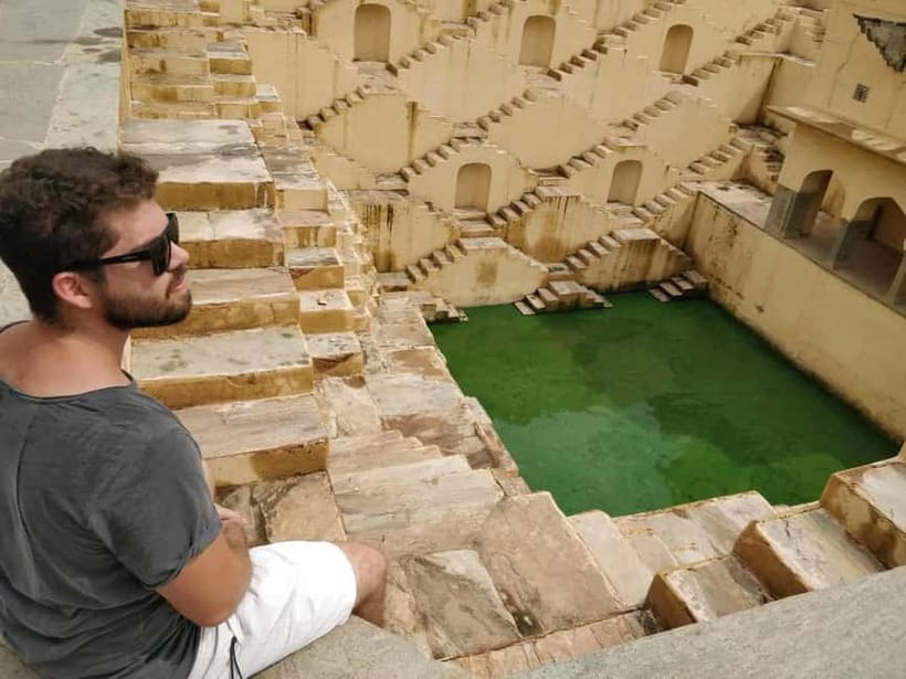 Jaipur: Half-Day Amer Fort, Jal Mahal & Stepwell Tour - Jal Mahal: The Photo-Perfect Water Palace