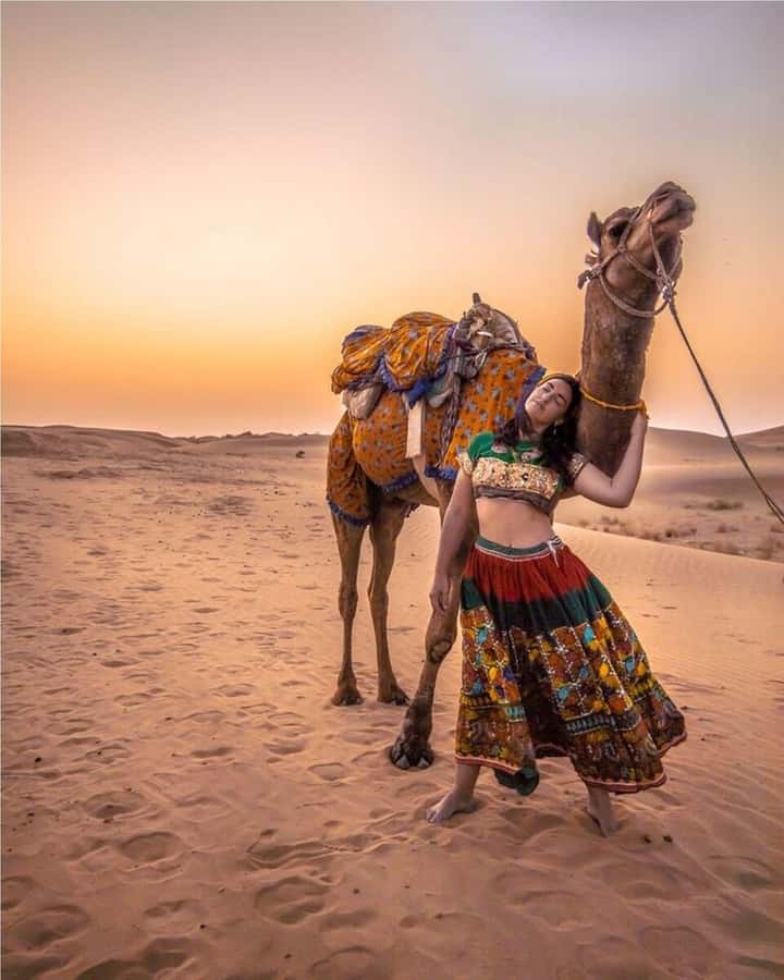 Jaisalmer Sightseeing with Camel & Desert Safari and Option - FAQs