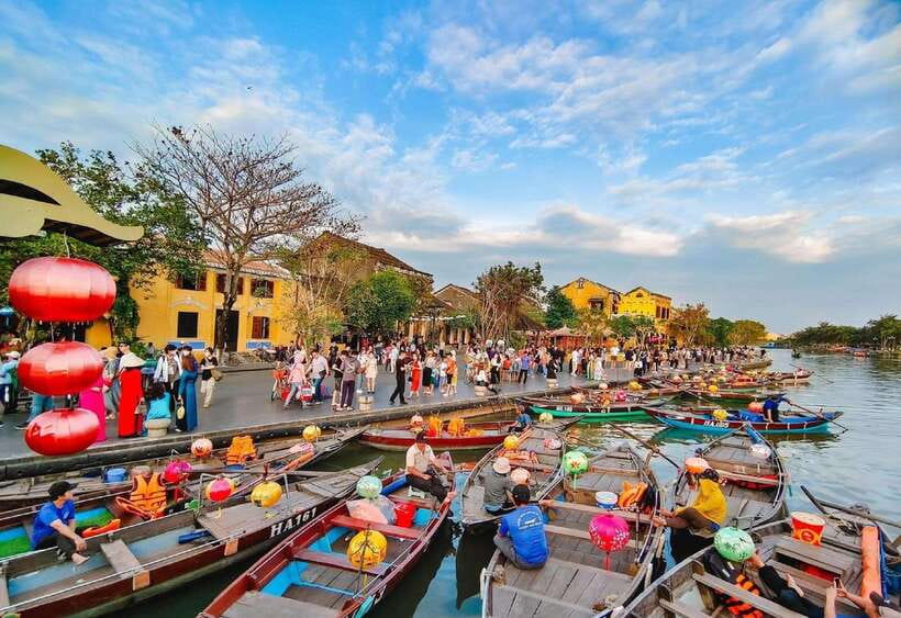 Chan May port : Private Trip to Hoi An Ancient Town - A Scenic Journey to Remember