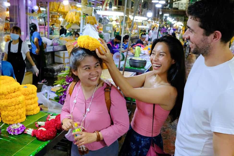 Bangkok: Tuk Tuk Adventure Chinatown Michelin Food & Temples - The Practical Side: What to Expect