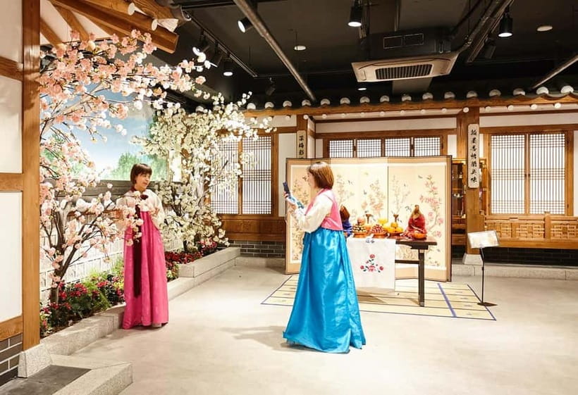 Seoul: Eobi+Nami+Hanbok(+RailBike or Strawberry Options)Tour - Frequently Asked Questions