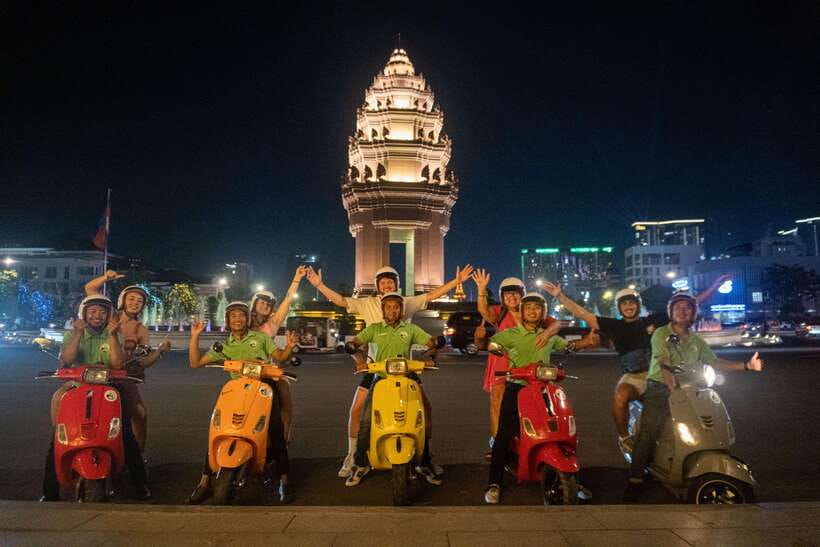 Phnom Penh Night Foodie Vespa Tour - A Closer Look at the Phnom Penh Night Foodie Vespa Tour
