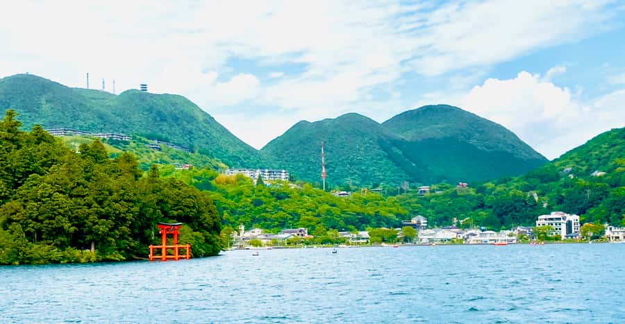 VIP Mount Fuji, Hakone with Beautiful Lakes One Day Tour - Transportation and Comfort