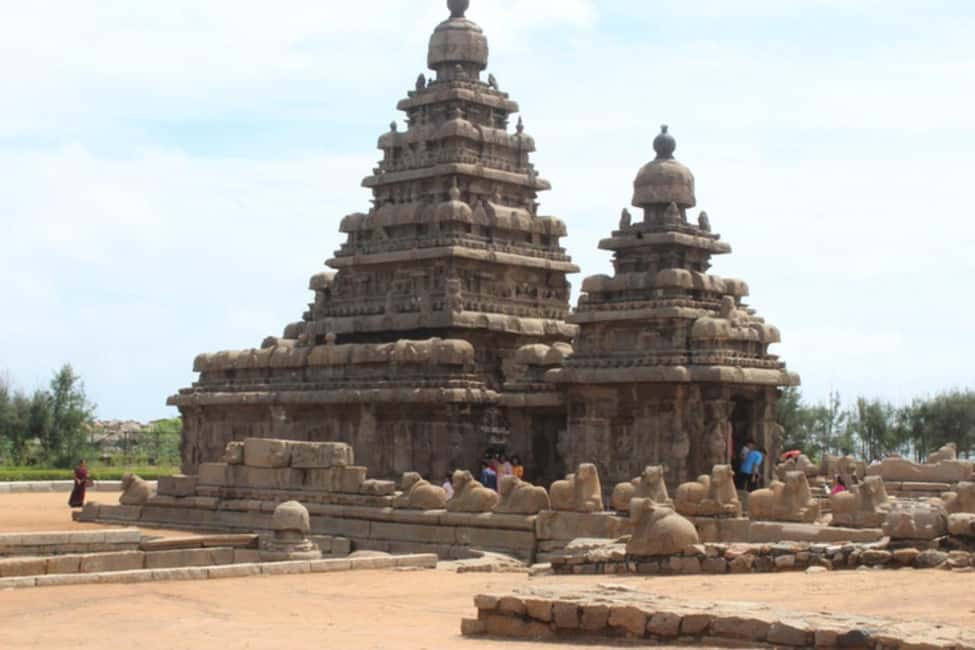 From Pondicherry: Day Tour to Mahabalipuram and Kanchipuram - Key Points