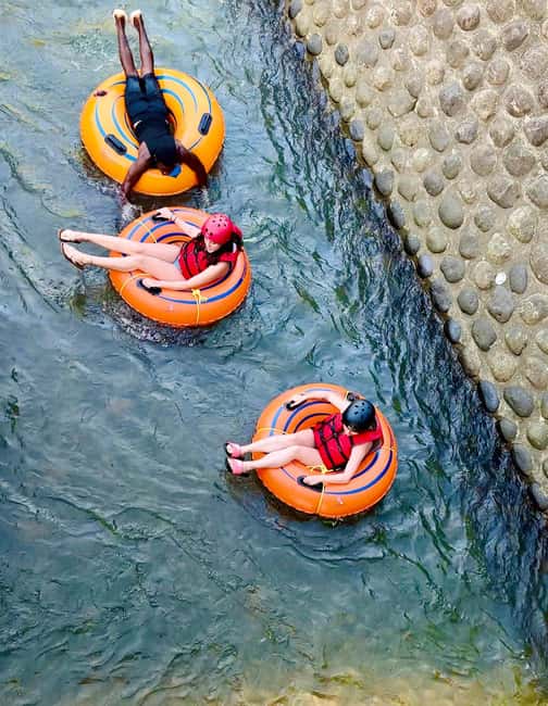 Saint George's: Grenada River Tubing & Waterfall island tour - The Experience of Guides and Group Size