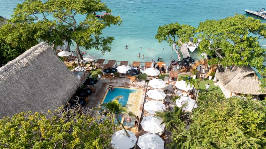 Cartagena: Rosario Islands Daypass Ibbiza Island Beach Club - The Experience at a Glance