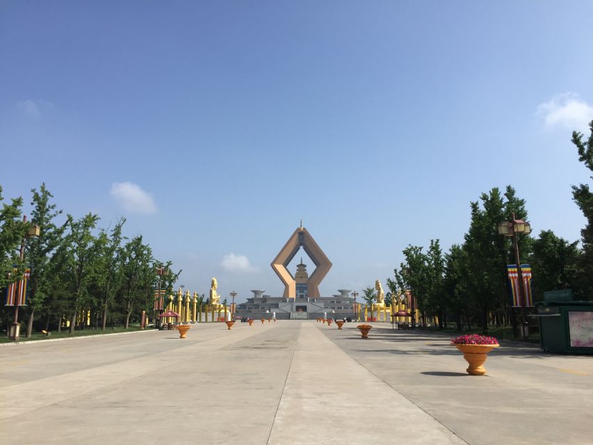 From Xi'an: Day Trip to Famen Temple & Qian Mausoleum - Practical Details: What to Expect