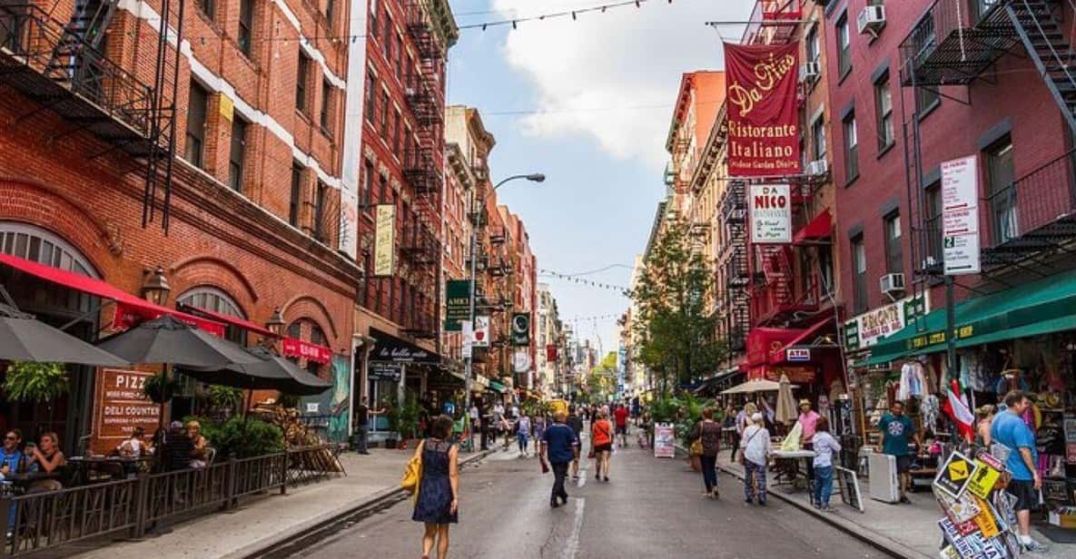 True Crime New York: NYPD-Guided Mafia Walking Tour w/ Food - Discover the True Crime New York: NYPD-Guided Mafia Walking Tour with Food