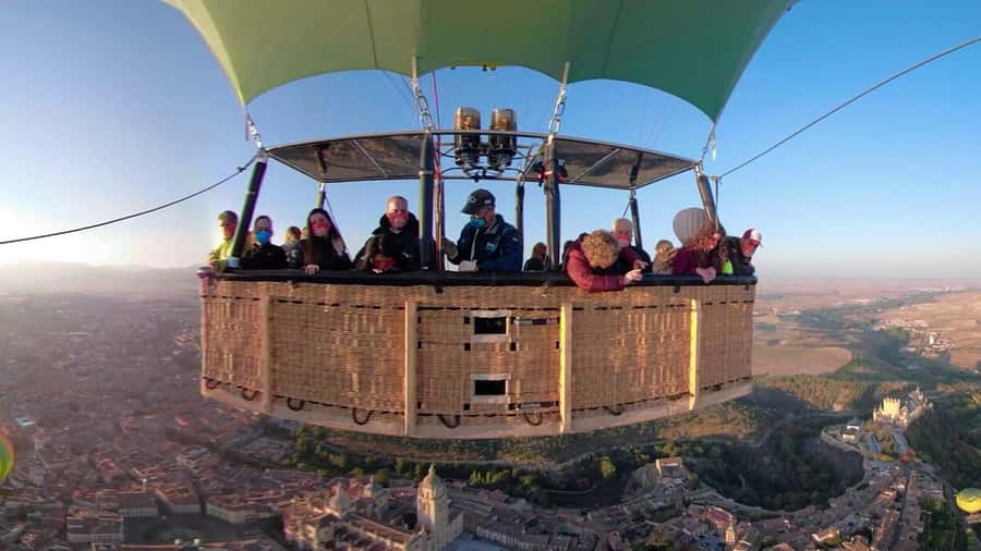 Balloon ride over Cusco - FAQ