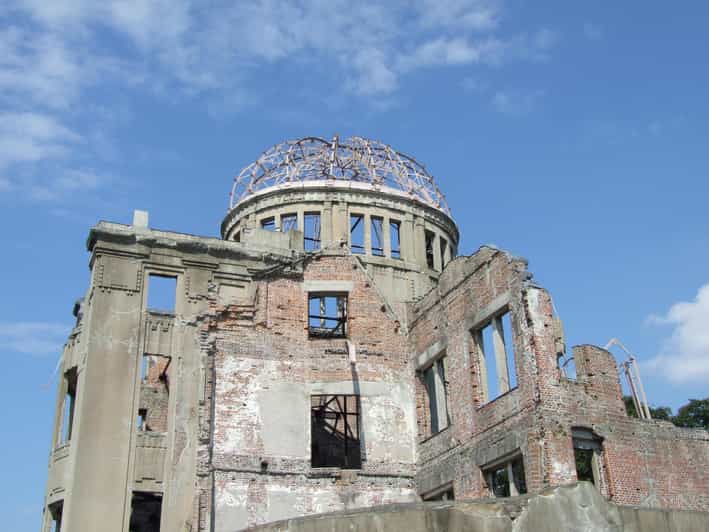 Hiroshima Must-See Highlights: Private Tour with a Local - Exploring Hiroshima with a Local: What You Can Expect