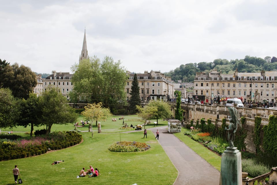 London: Private Tour of Bath with Guide and Transfer - Key Points  