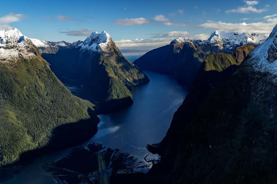 Milford Sound Panoramic Helicopter Tour | 50-Min Experience - Practical Details and Considerations