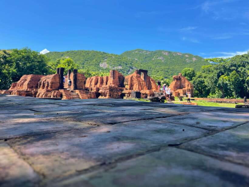 Hoi An: My Son Ruins: Guide-Bus-Boat-Cultural Show-Lunch - The Perfect Introduction to My Son and Vietnamese Culture