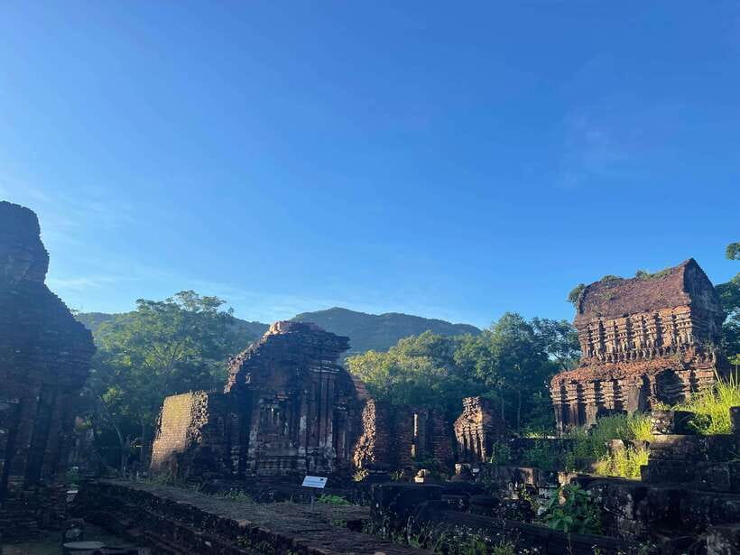 Hoi An: My Son Ruins: Guide-Bus-Boat-Cultural Show-Lunch - Key Points