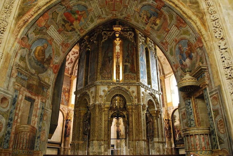 Tomar: Templar Secrets Walking Tour with Castle Views - Practical Details and Logistics