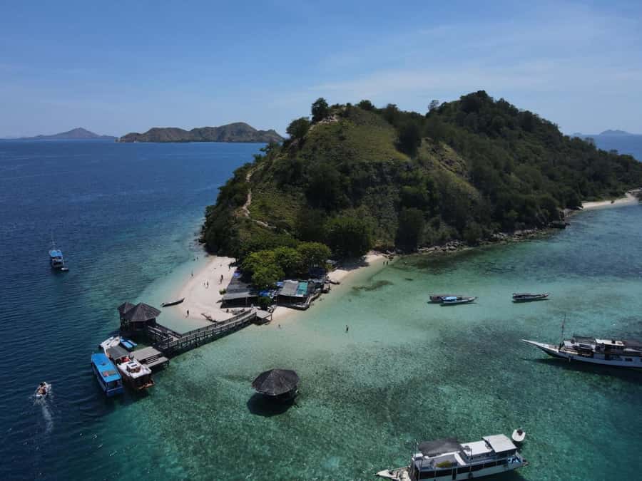 Labuan Bajo: 3-Day Komodo Island and Pink Beach Tour - What You Can Expect: A Realistic Breakdown