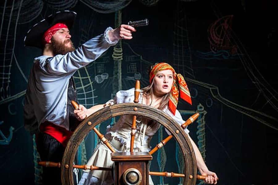 Cancun Night Pirate Ship Cruise with Chicken Dinner and Show - Who Will Enjoy This Tour?