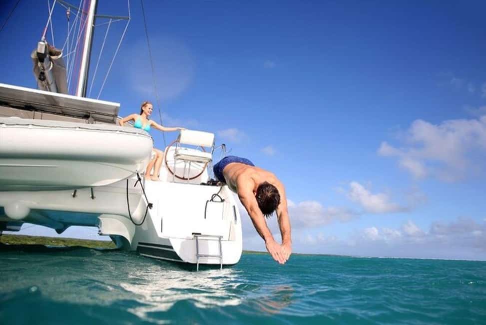 Cancun: Incredible Party on Catamaran+Open Bar-Adults Only! - An Honest Look at the Experience
