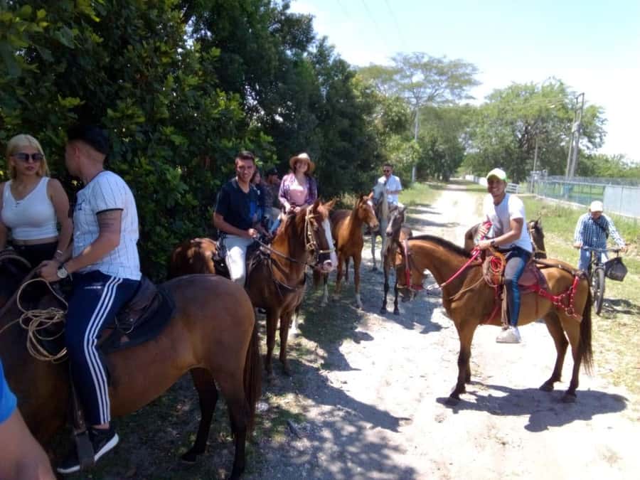 Copacabana Horseback Ride ALL INCLUSIVE - Medellín - Discovering Antioquia’s Natural Beauty and Culture