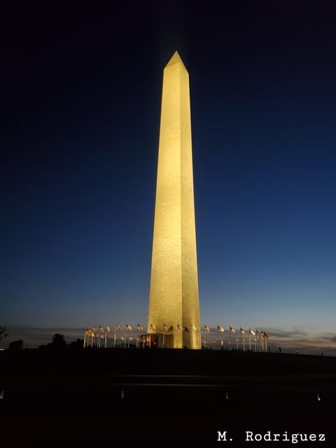 Hop on, Hop off Tour of Washington DC - The Audio Guide: Education on the Go