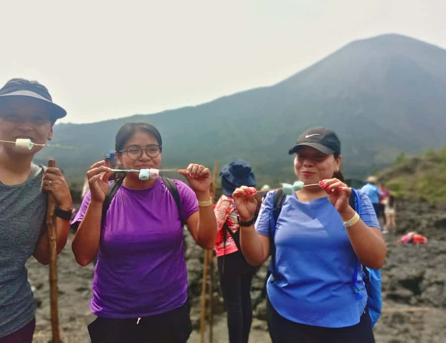 Antigua: Marshmallows Roasting at Pacaya Volcano 6-hour Tour - Antigua: Marshmallows Roasting at Pacaya Volcano 6-hour Tour