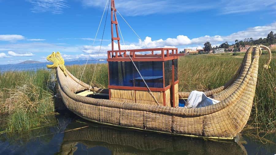 From La Paz: Tihuanacu & Titicaca Lake in one day with lunch - Who Should Consider This Tour?