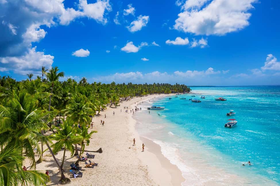Punta Cana: Saona Island Full-Day Open Bar, Lunch & Transfer - Who Should Consider This Tour?