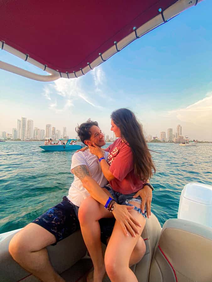 Cartagena: Sunset in boat in the bay with music and liquor - A Deep Dive into the Sunset Experience