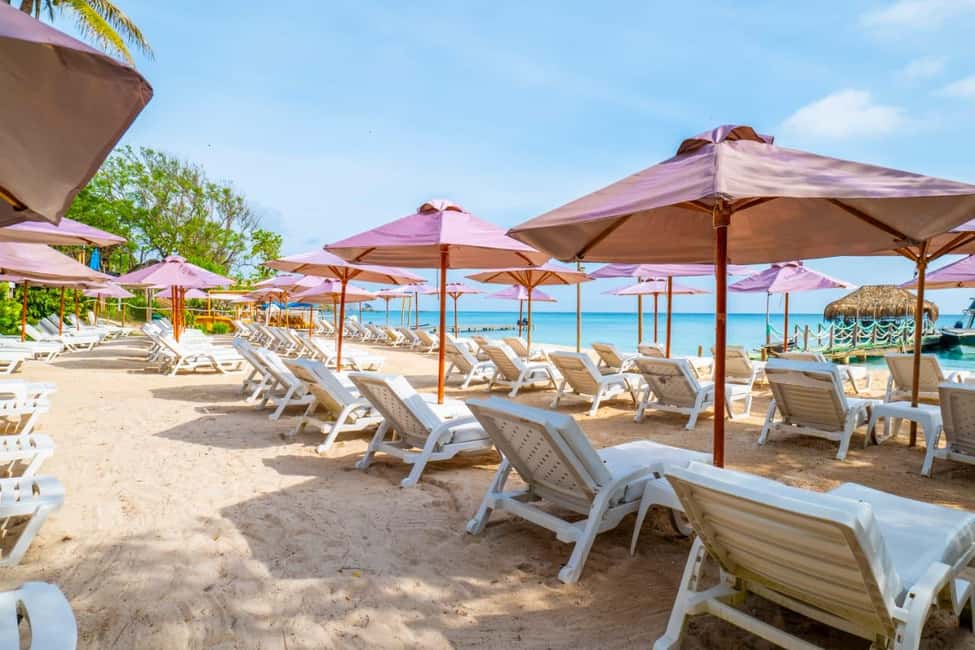 Cartagena: Rosario Island Beach Club Day Trip and OPEN BAR - FAQ