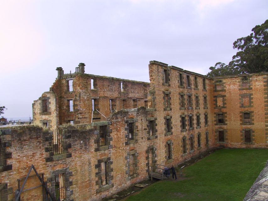 Hobart: Port Arthur, Harbor Cruise and Isle of the Dead Tour - Hobart: Port Arthur, Harbor Cruise and Isle of the Dead Tour