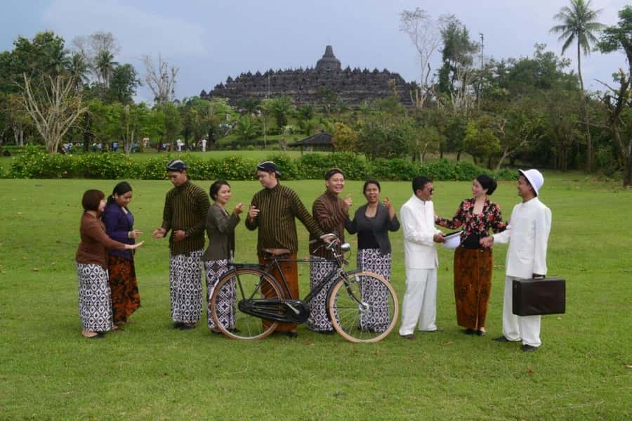 SUNRISE AT VIEWPOINT, BOROBUDUR & PRAMBANAN - Why This Tour Works Well