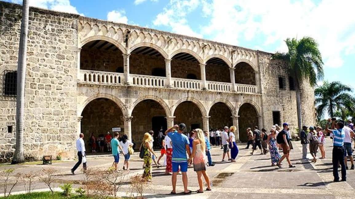 Santo Domingo: history and modernity a spectacular excursion - Key Points
