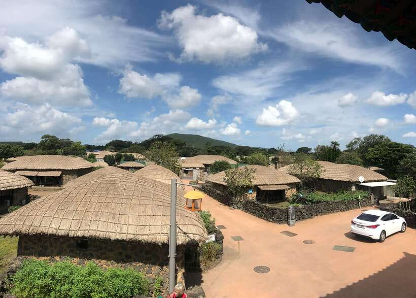 Jeju: East of Jeju Island Bus Tour from Seogwipo City - Coastal Drive & Seopjikoji Cliffside: A K-Drama Backdrop