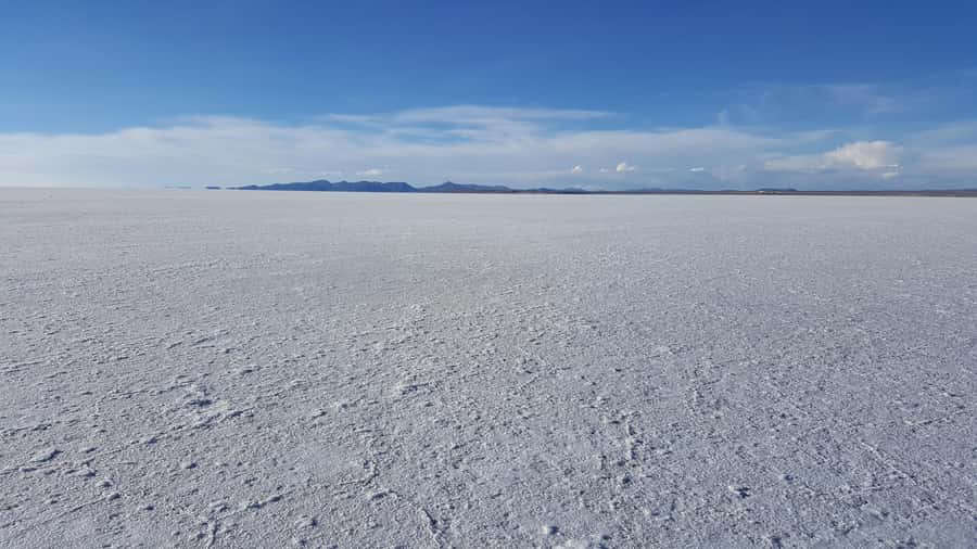 From La Paz: Uyuni Salt Flats & Lagoons 5-Day Tour - Authentic Experiences and Practical Details