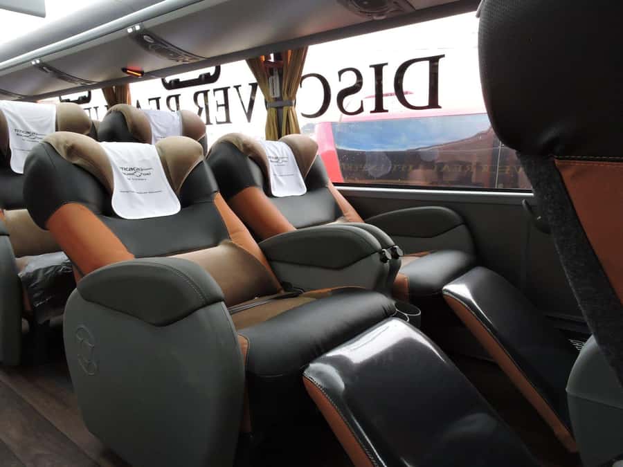 From La Paz: Uyuni Salt Flats & Lagoons 5-Day Tour - Key Points