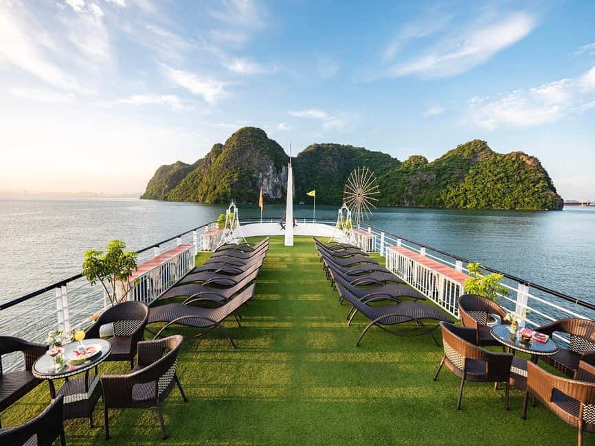 From Hanoi- Halong Bay on Luxury Day Cruise buffet lunch - The Buffet Lunch and Scenic Cruising
