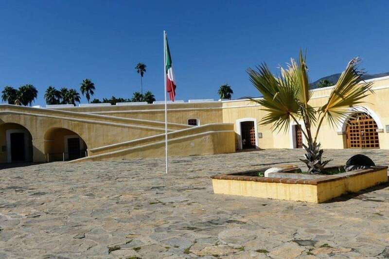 -Acapulco: Historical City Tour with Market Visit & Lunch - The Sum Up