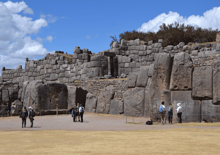 In Cusco: Saqsaywaman, Qenqo, Pukapukara, Tambomachay. - FAQ