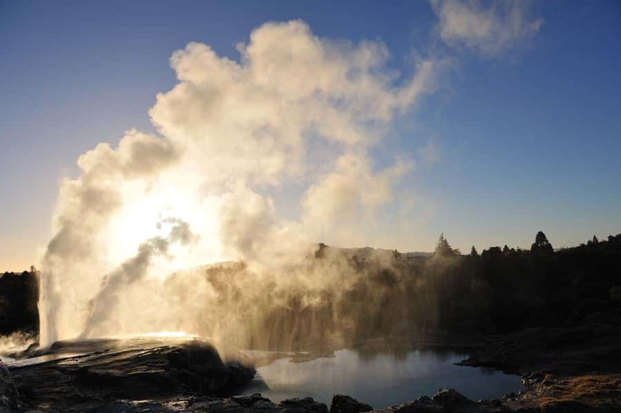 Auckland: Full-Day Trip to Rotorua Geothermal Valley - A Detailed Look at the Rotorua Geothermal Valley Tour