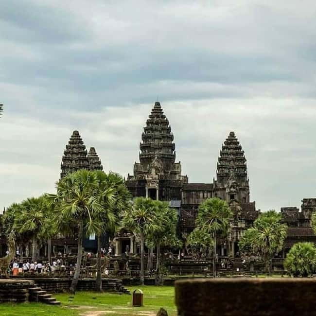Siem Reap: Angkor 1-Day Private Tour with Sunset or Sunrise - Why This Tour Works Well