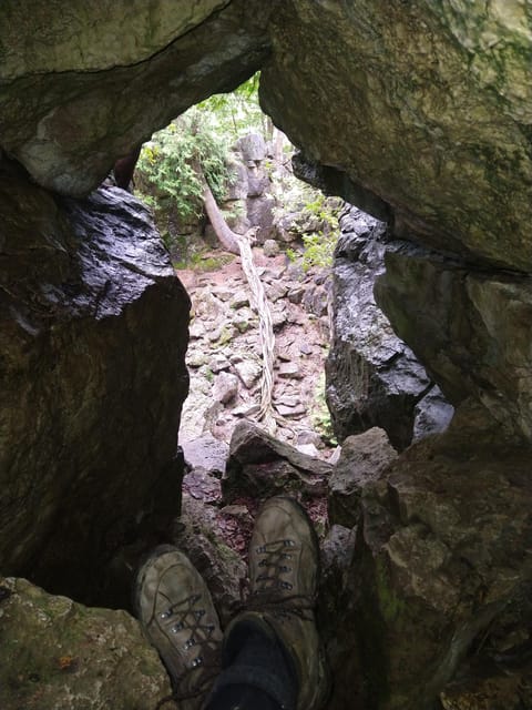 Private Metcalfe/Duncan Caves Hike-Collingwood/Blue Mountain - The Practical Side: What to Know Before You Go