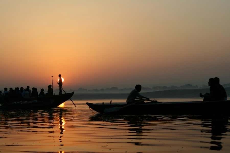 Varanasi Sunrise Tour: Boat Ride, Rituals & VIP Temple Visit - What the Tour Might Not Offer