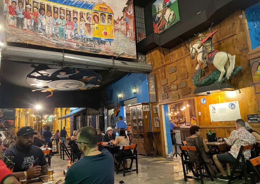 Rio de Janeiro: Samba Night Private Tour with locals in Lapa - Practical Details and Value