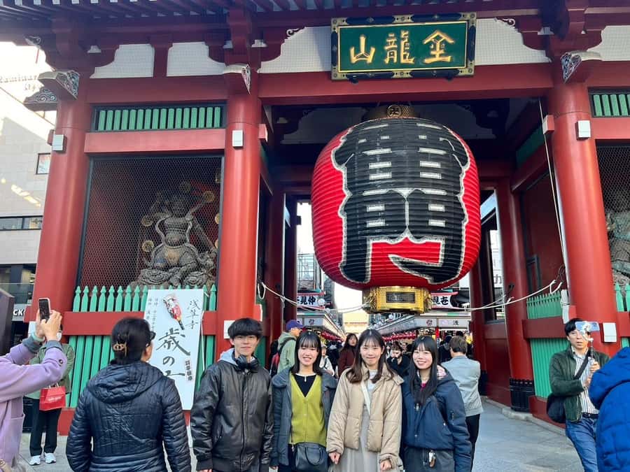 Tokyo: Asakusa Walking Tour with a University Student - Discovering Asakusa with a Local Guide
