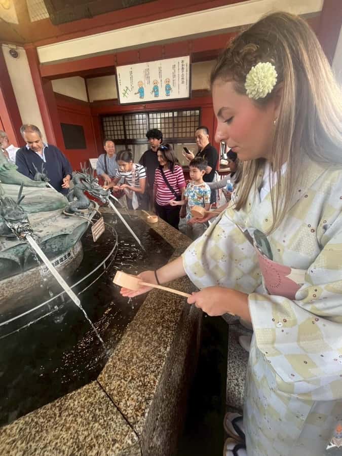 Tokyo: Asakusa Walking Tour with a University Student - Key Points