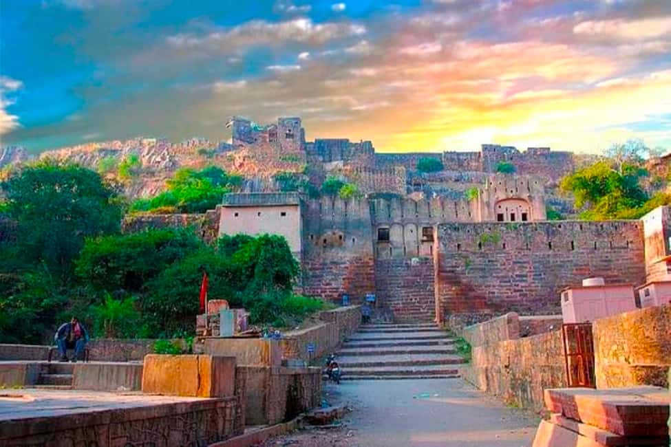 Ranthambore Fort and Ganesh Temple tour in a Jeep - Exploring the Itinerary in Detail