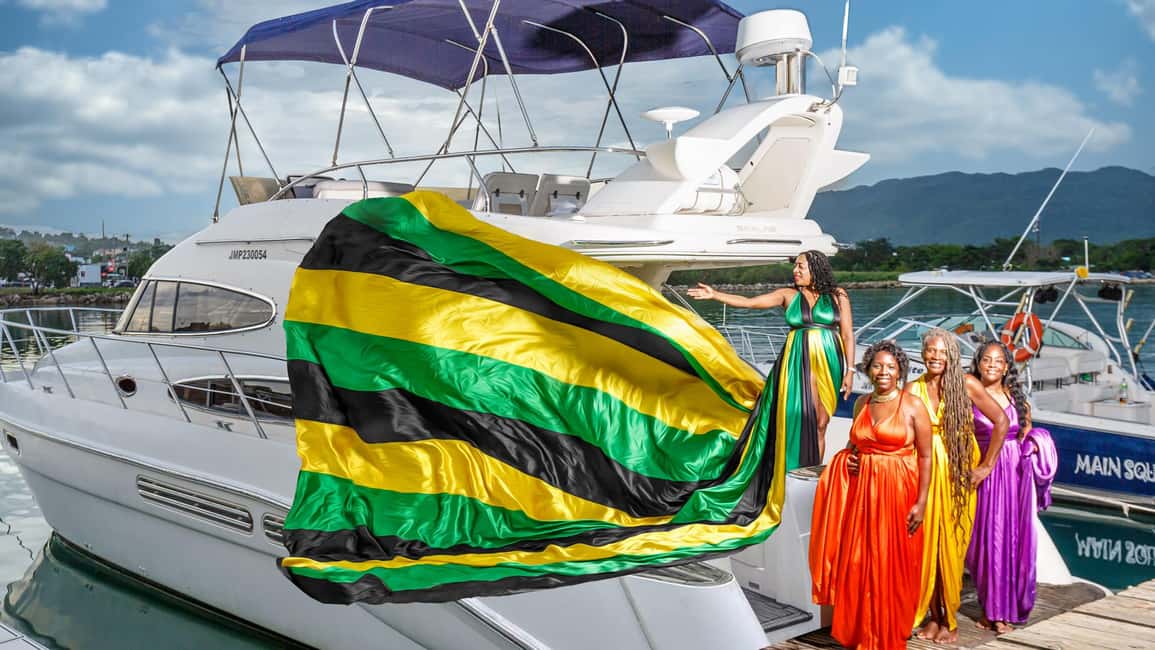 Montego Bay: Flying Dress Photoshoot in Montego Bay Jamaica - Authentic Review Insights